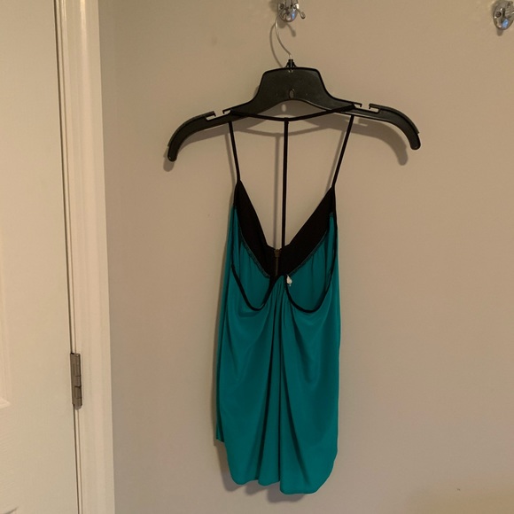 ⭐️ Silent and Noise Tank ⭐️ - Picture 3 of 5